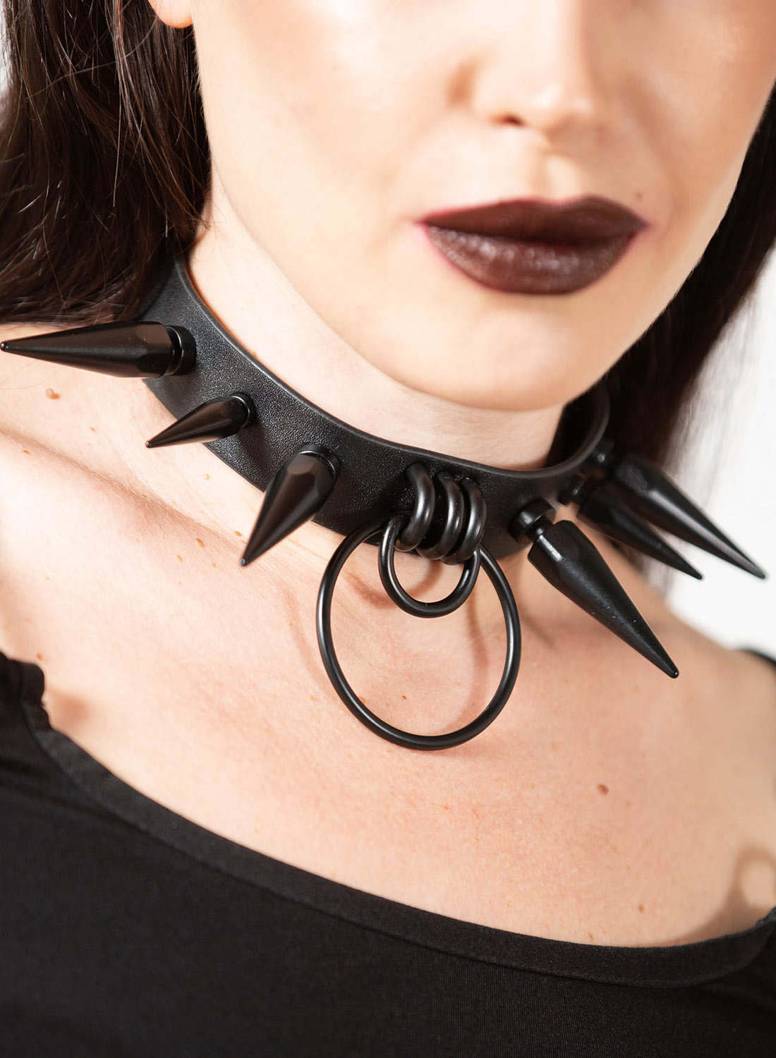 Synchro Spike Black Choker