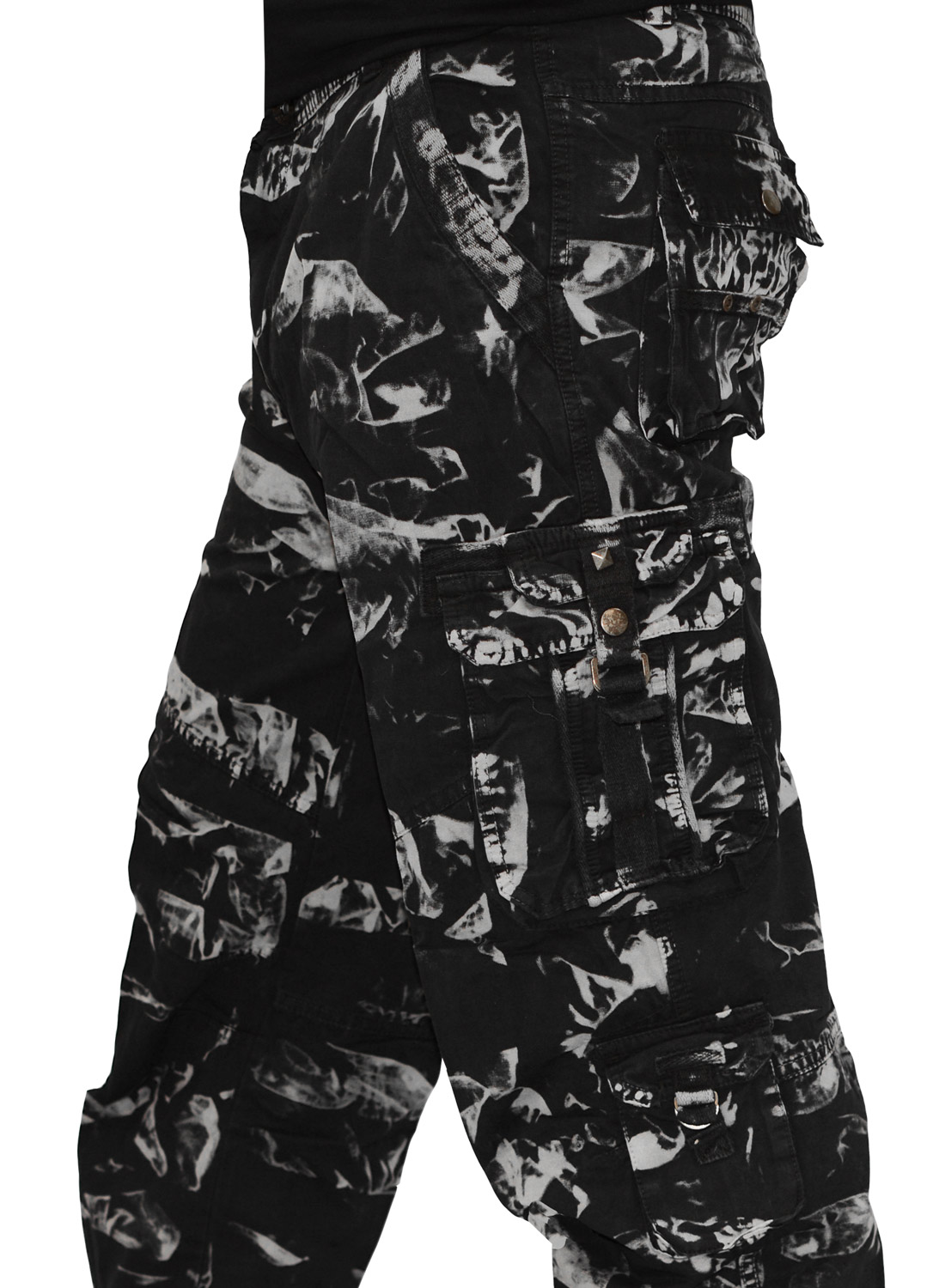 Dark Camo Cargo Pants — изображение 7